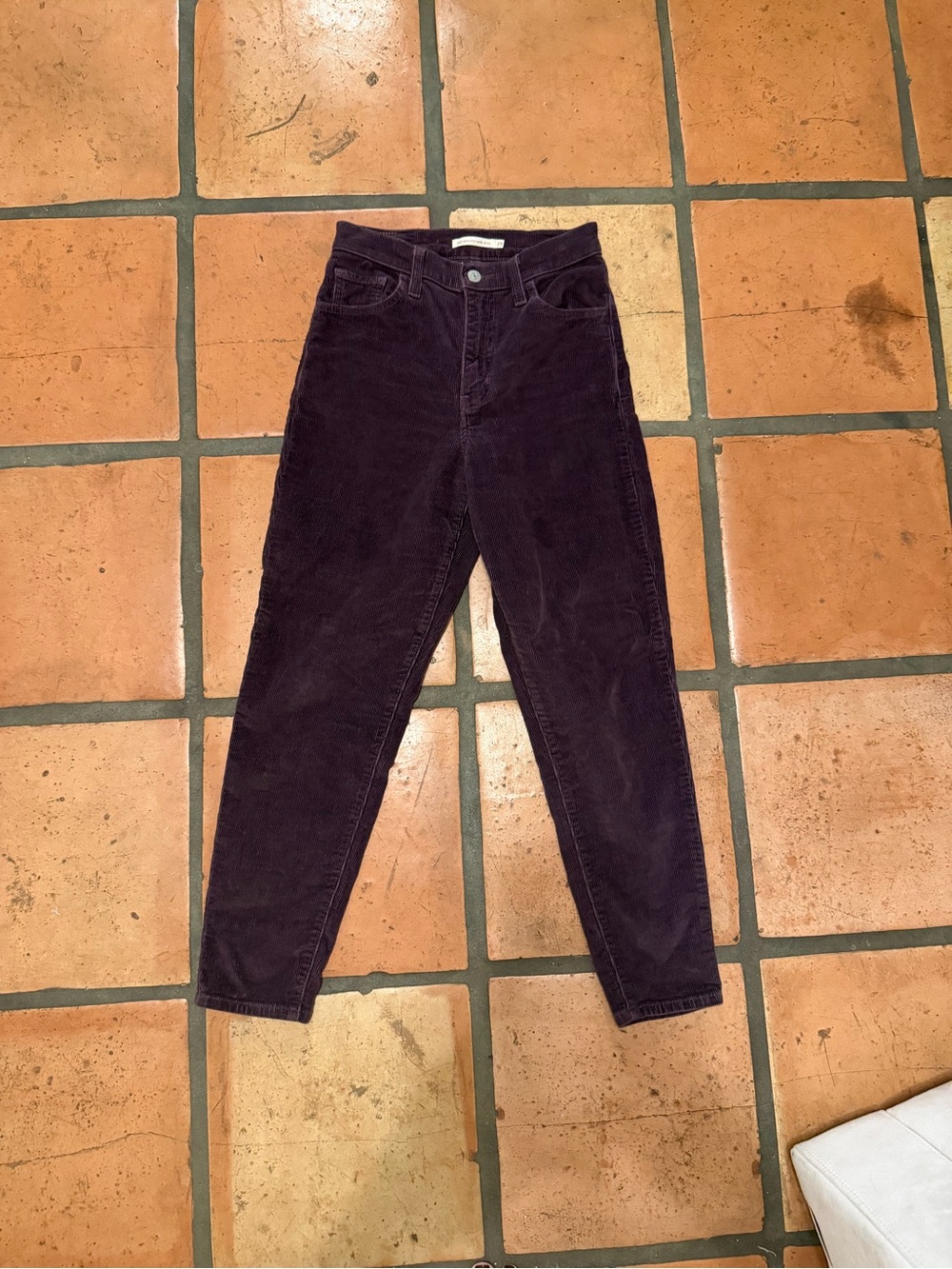 Levi's Plum Corduroy High-Waist Tapered Pants